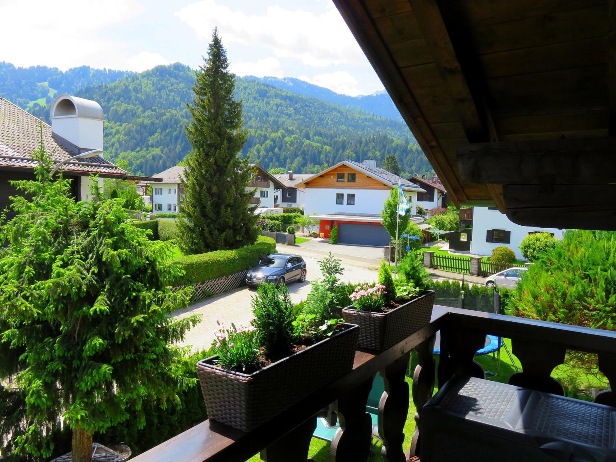 Ferienwohnung Ariane Garmisch-Partenkirchen Exterior photo