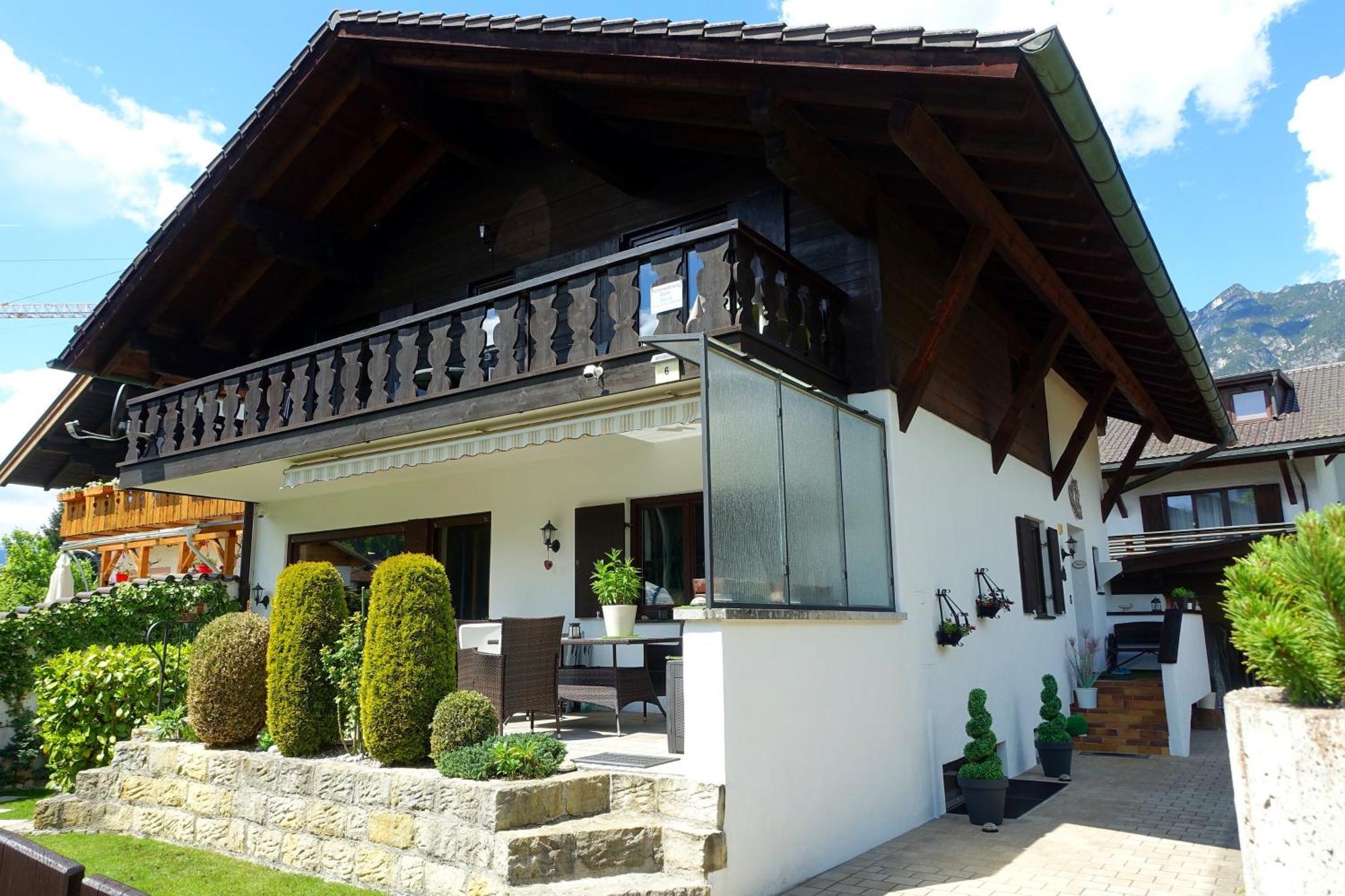 Ferienwohnung Ariane Garmisch-Partenkirchen Exterior photo