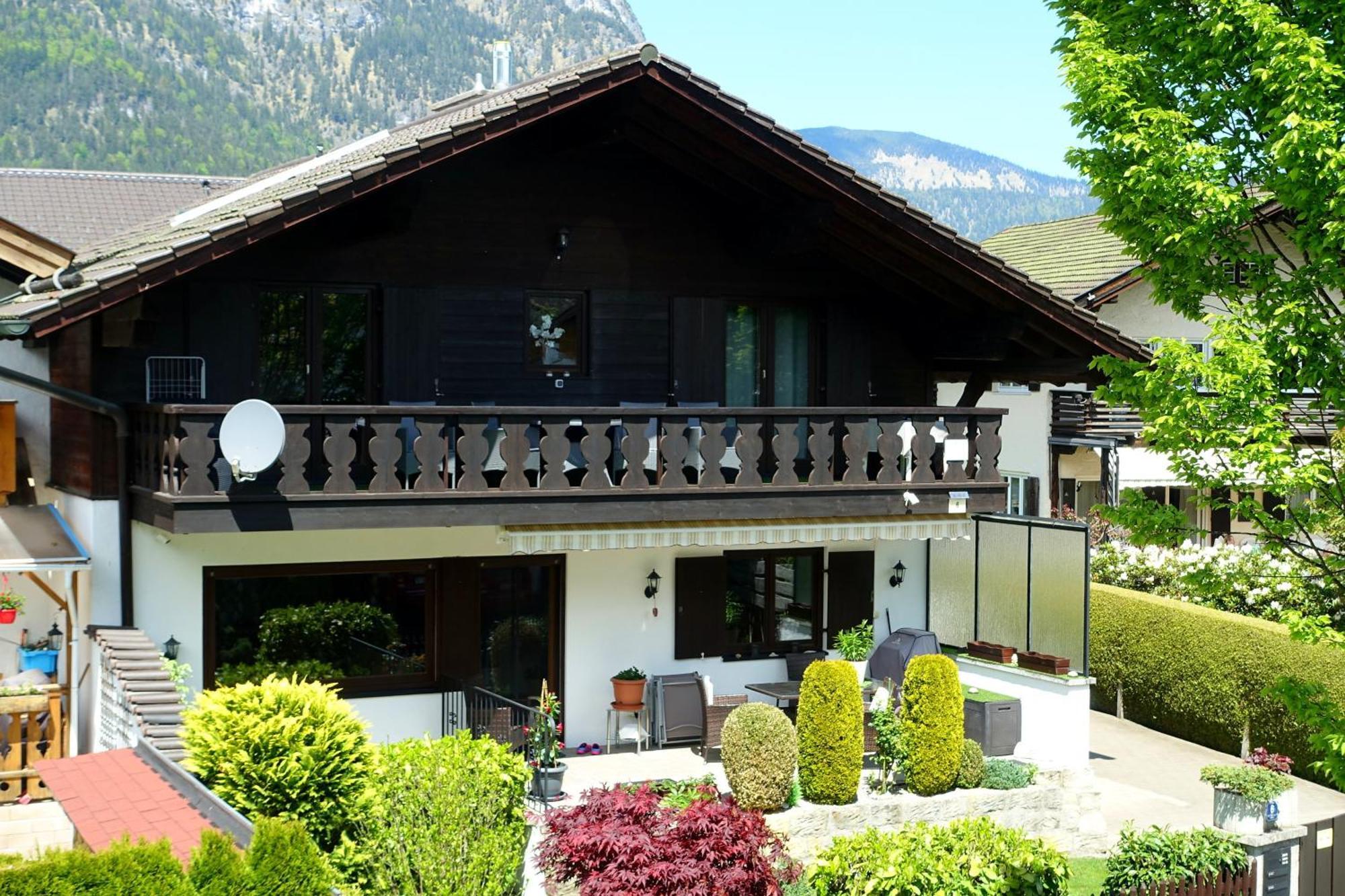 Ferienwohnung Ariane Garmisch-Partenkirchen Exterior photo